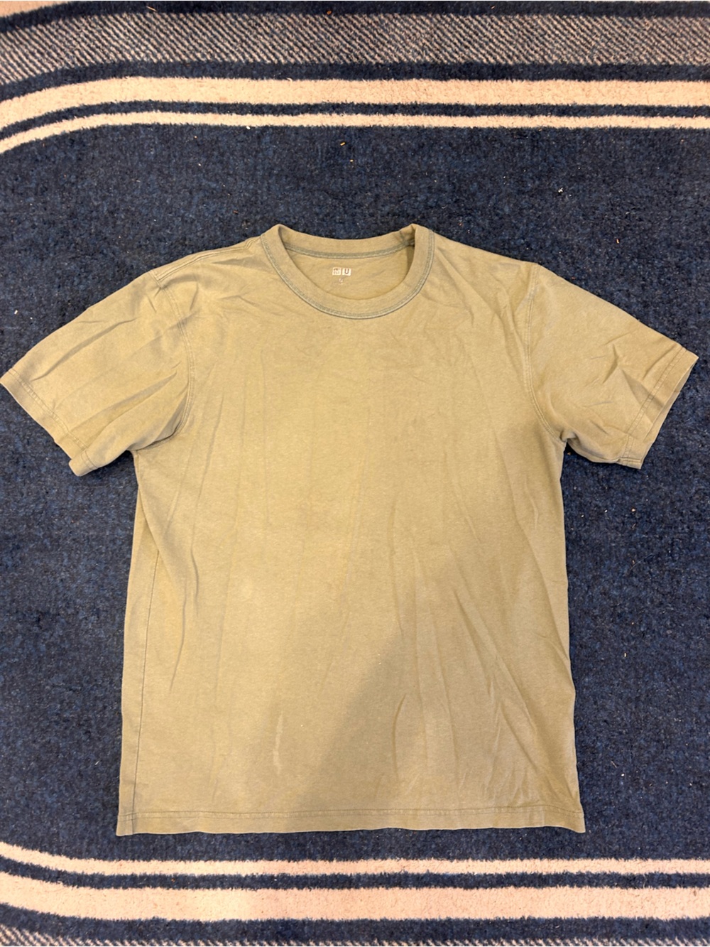 Uniqlo Olive Green Crew Neck T-Shirt